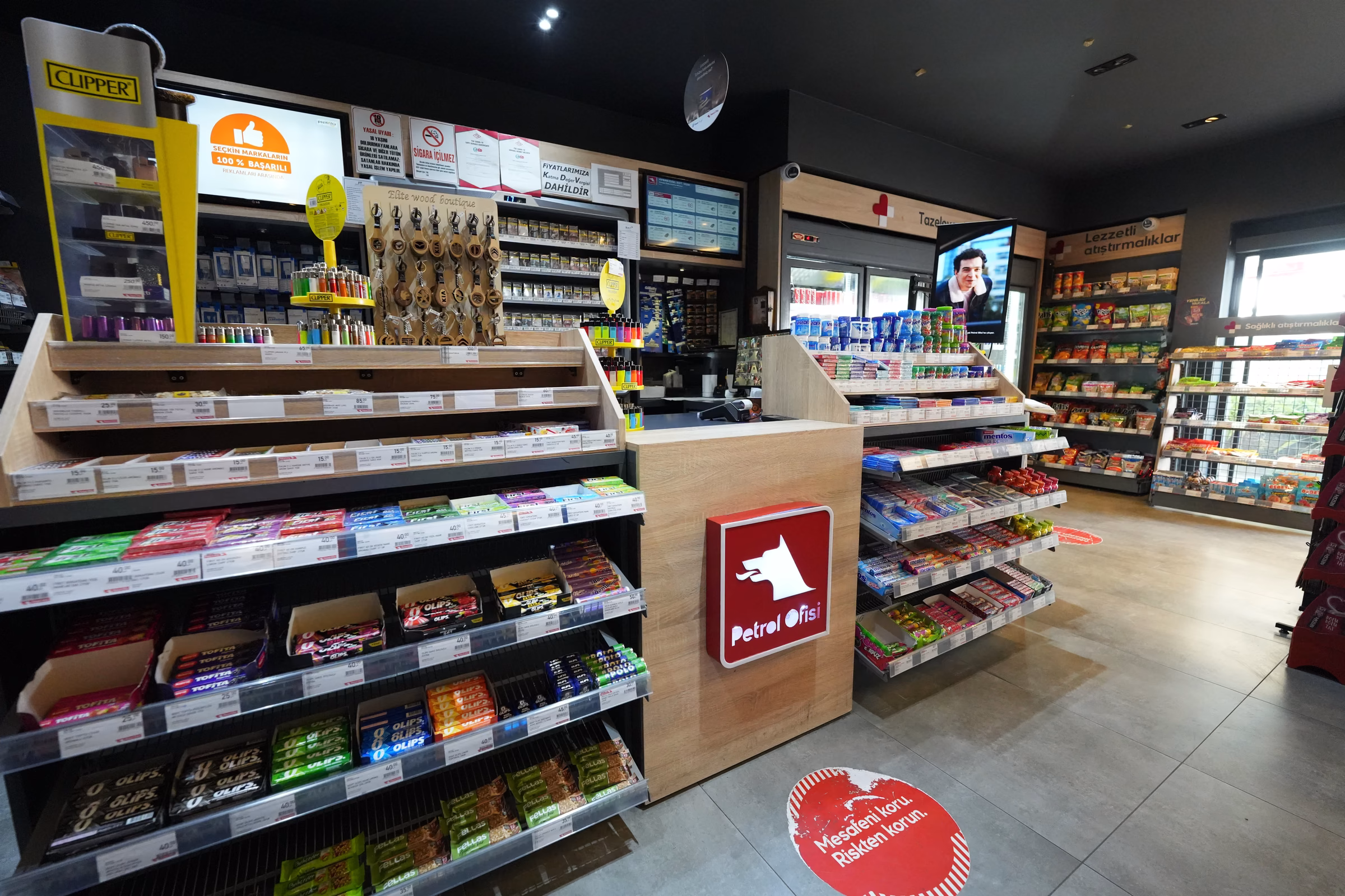 Günlükbaşı istasyonu market ve dinlenme alanı iç görünümü (8/20)